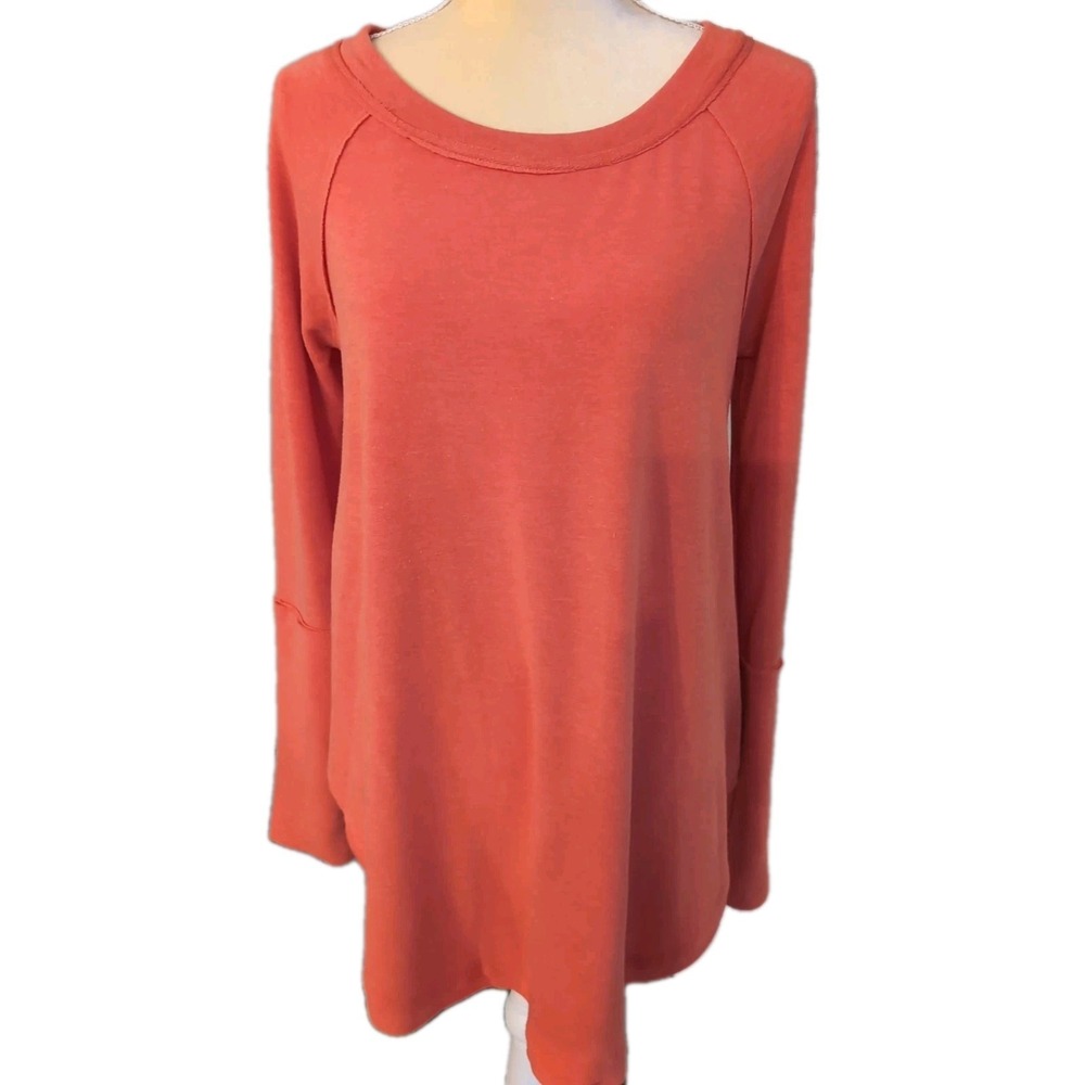 Bucket‎ List Women's Sweatshirt Orange Size Small Long Sleeve Thumb Holes